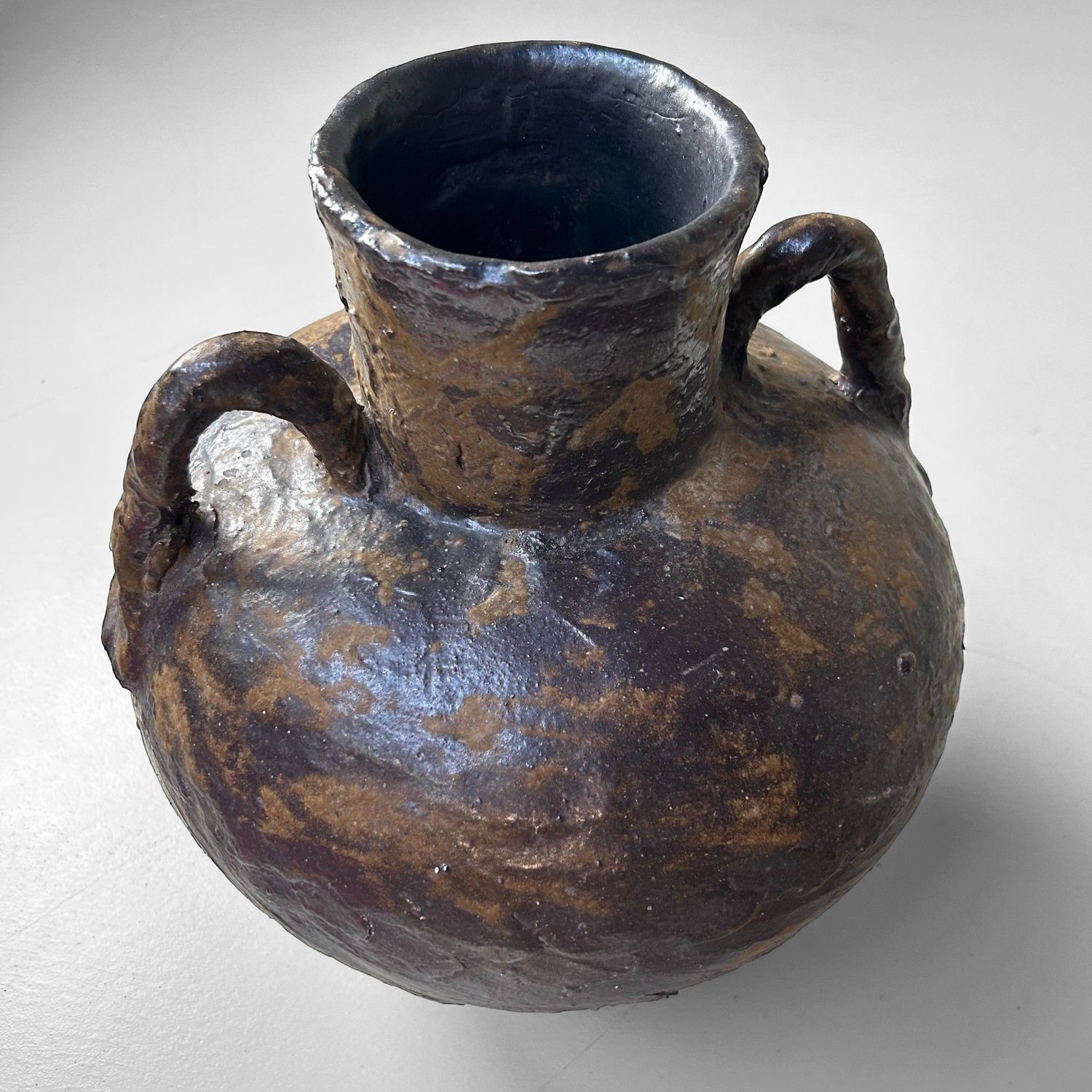 Organic Ikebana Flower Vase, Tokoname Ware, 1950s. Organic Ikebana Flower Vase, Tokoname Ware, 1950s.