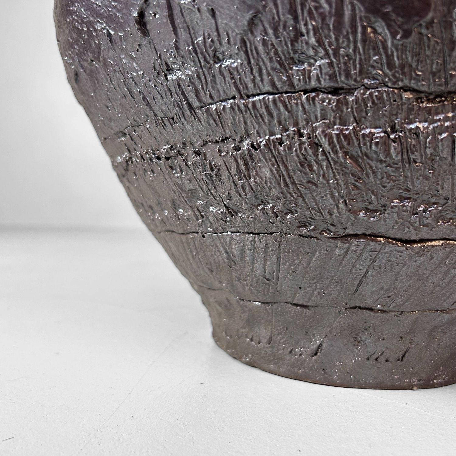 Organic Ikebana Flower Vase, Tokoname Ware, 1950s. Organic Ikebana Flower Vase, Tokoname Ware, 1950s.