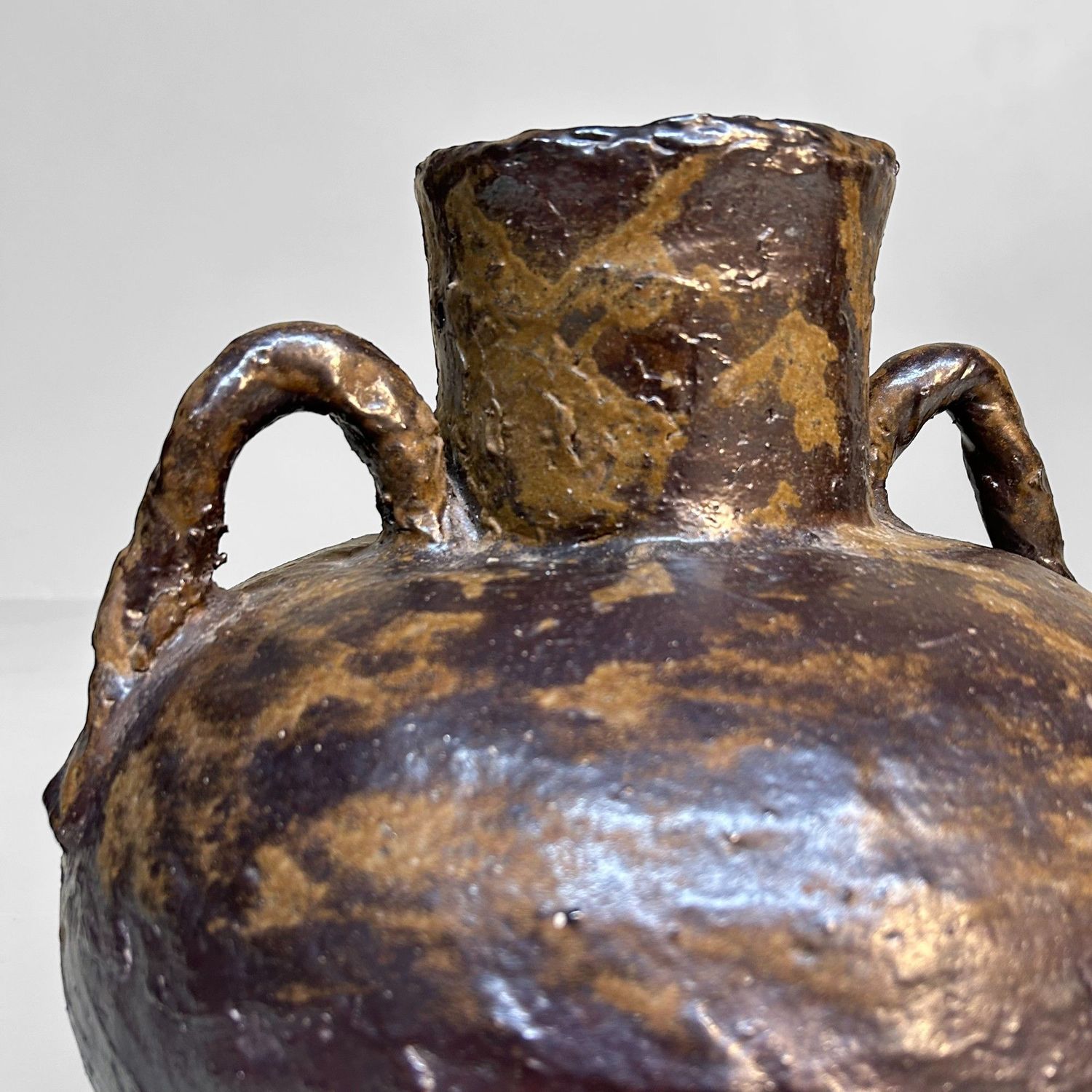 Organic Ikebana Flower Vase, Tokoname Ware, 1950s. Organic Ikebana Flower Vase, Tokoname Ware, 1950s.