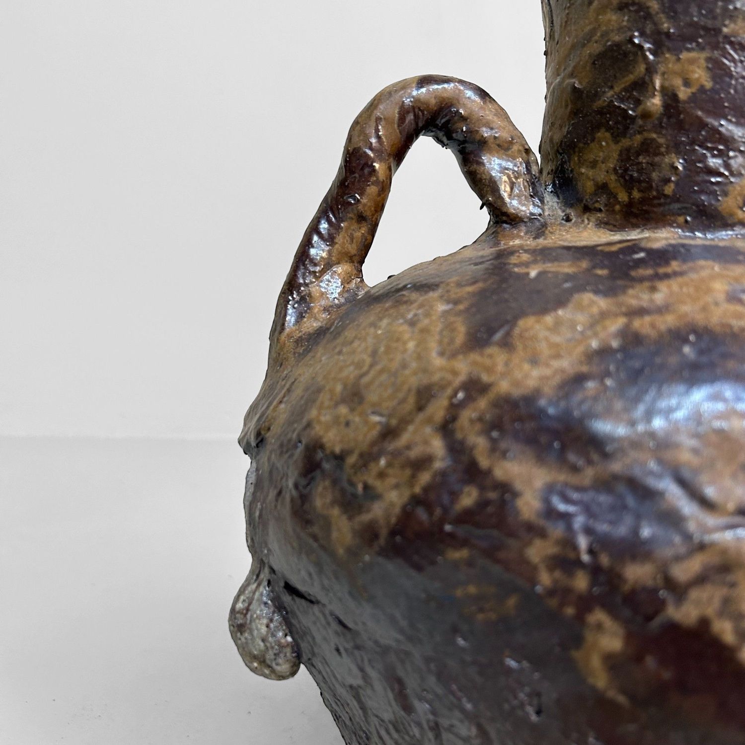 Organic Ikebana Flower Vase, Tokoname Ware, 1950s. Organic Ikebana Flower Vase, Tokoname Ware, 1950s.