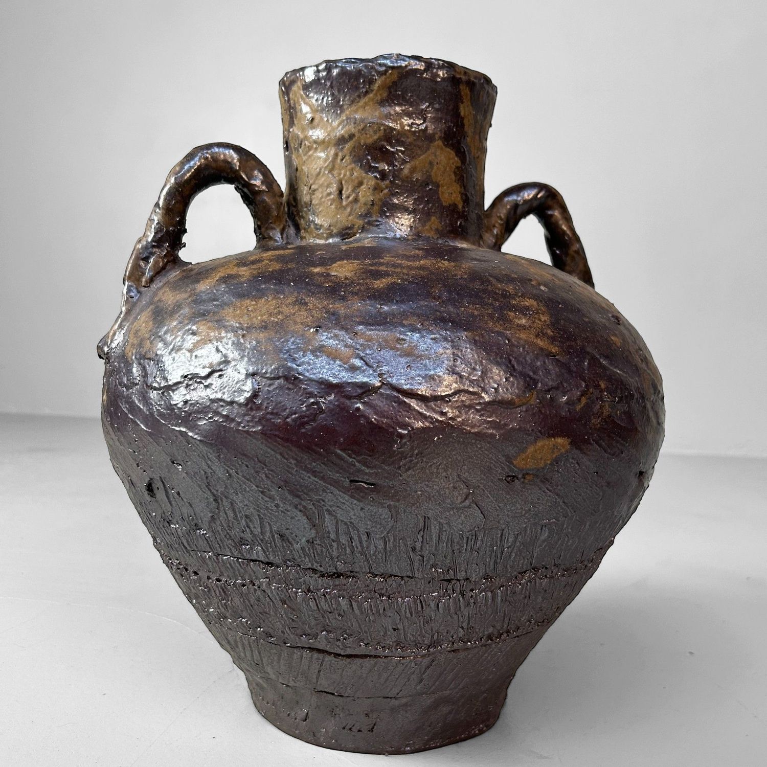 Organic Ikebana Flower Vase, Tokoname Ware, 1950s. Organic Ikebana Flower Vase, Tokoname Ware, 1950s.