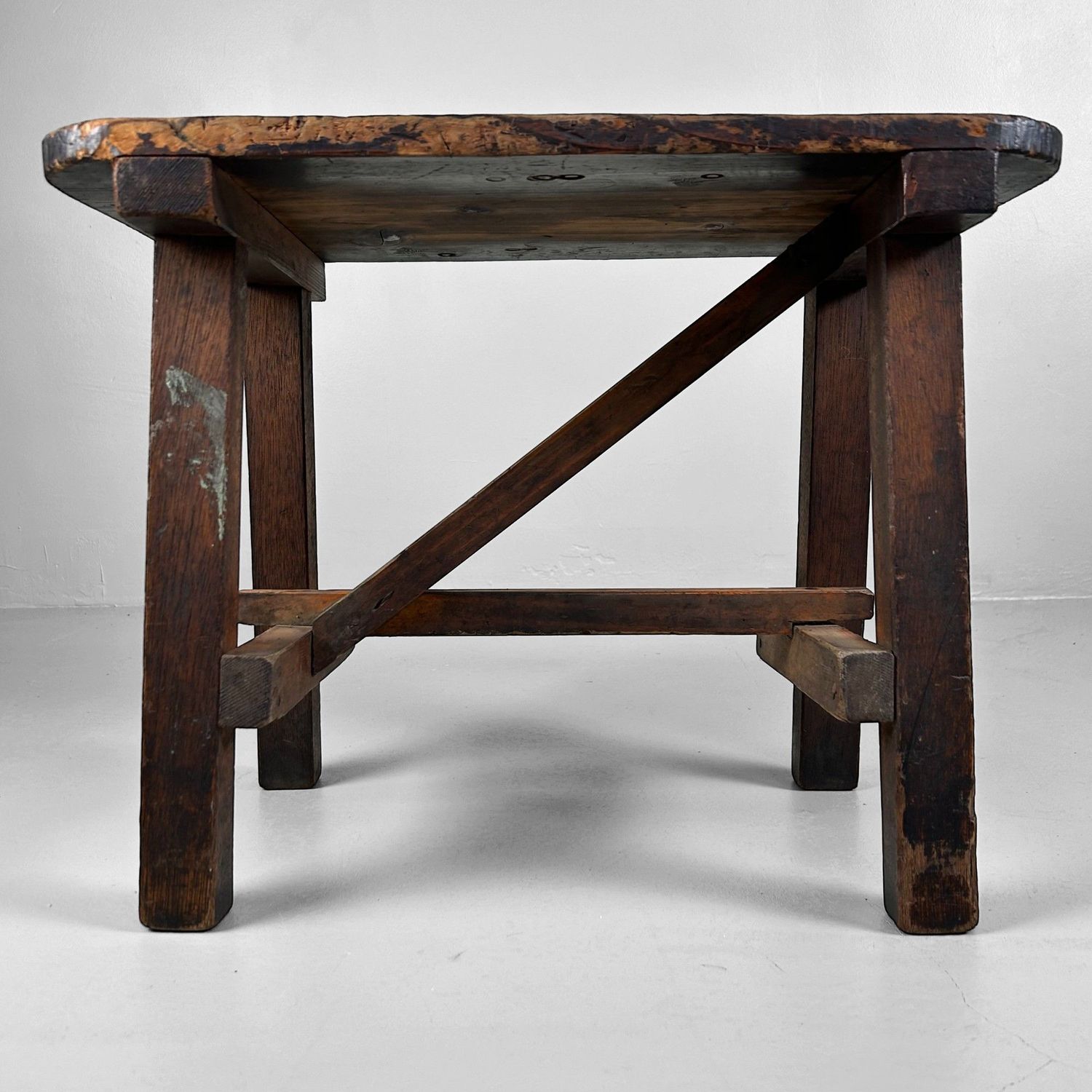Minimalist Wooden Stool, 1920s, Japanese Mingei Style.
