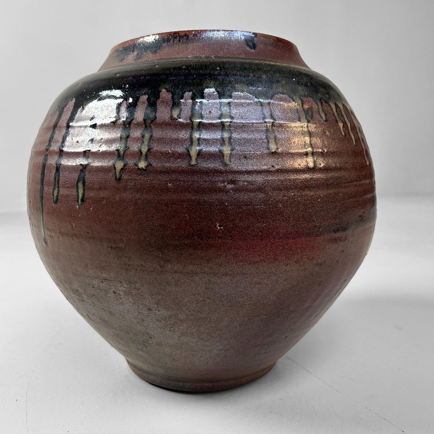 Ceramic Ikebana Vase by Miaki Yamaoka, Kobushi Yaki, Hokkaido.