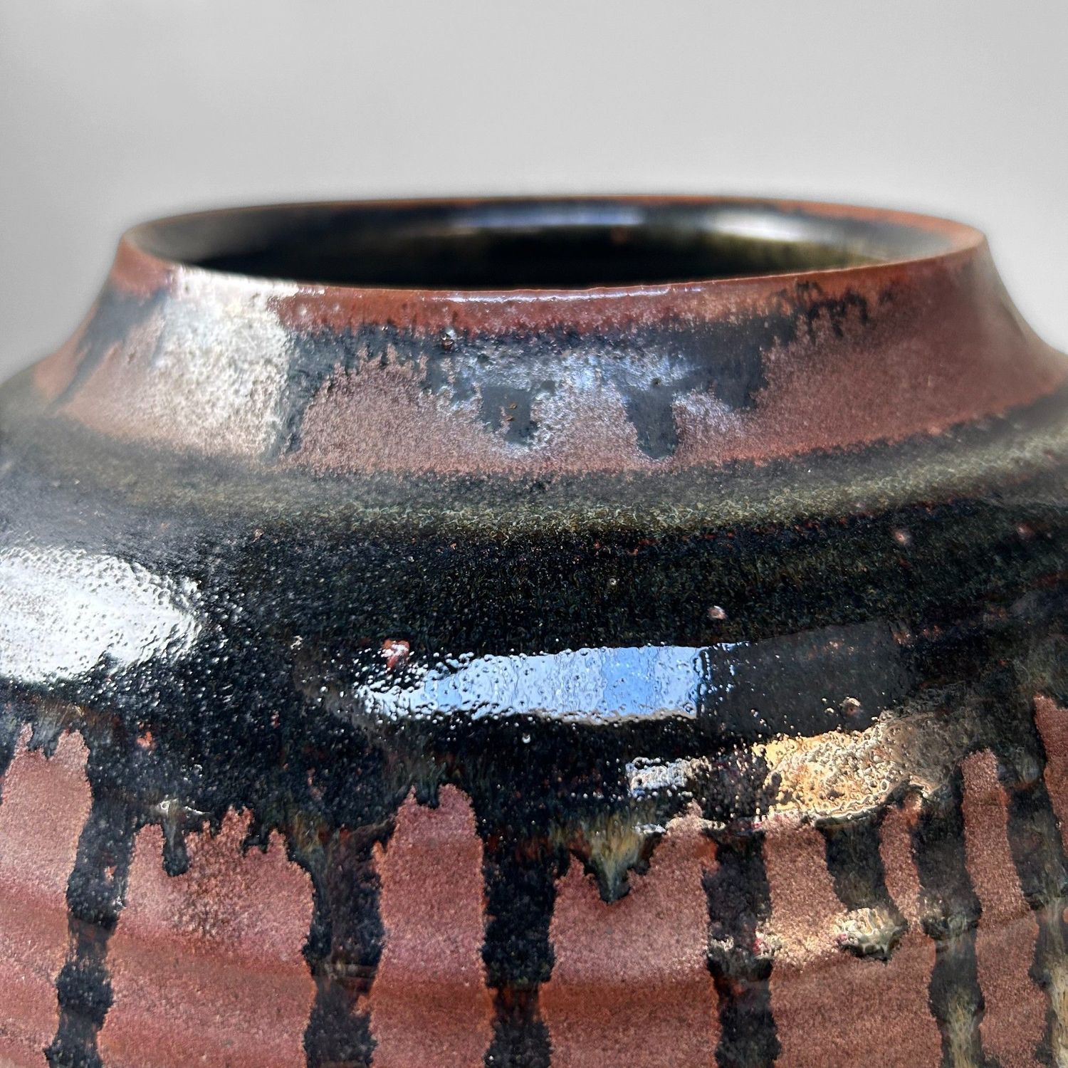 Ceramic Ikebana Vase by Miaki Yamaoka, Kobushi Yaki, Hokkaido.
