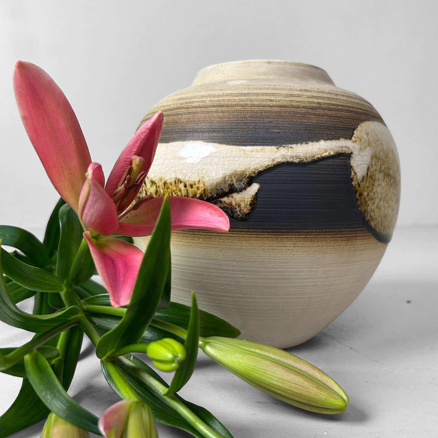 Japanese Ikebana Vase by Masafumi Fujihira, Kyoyaki, 1960s.