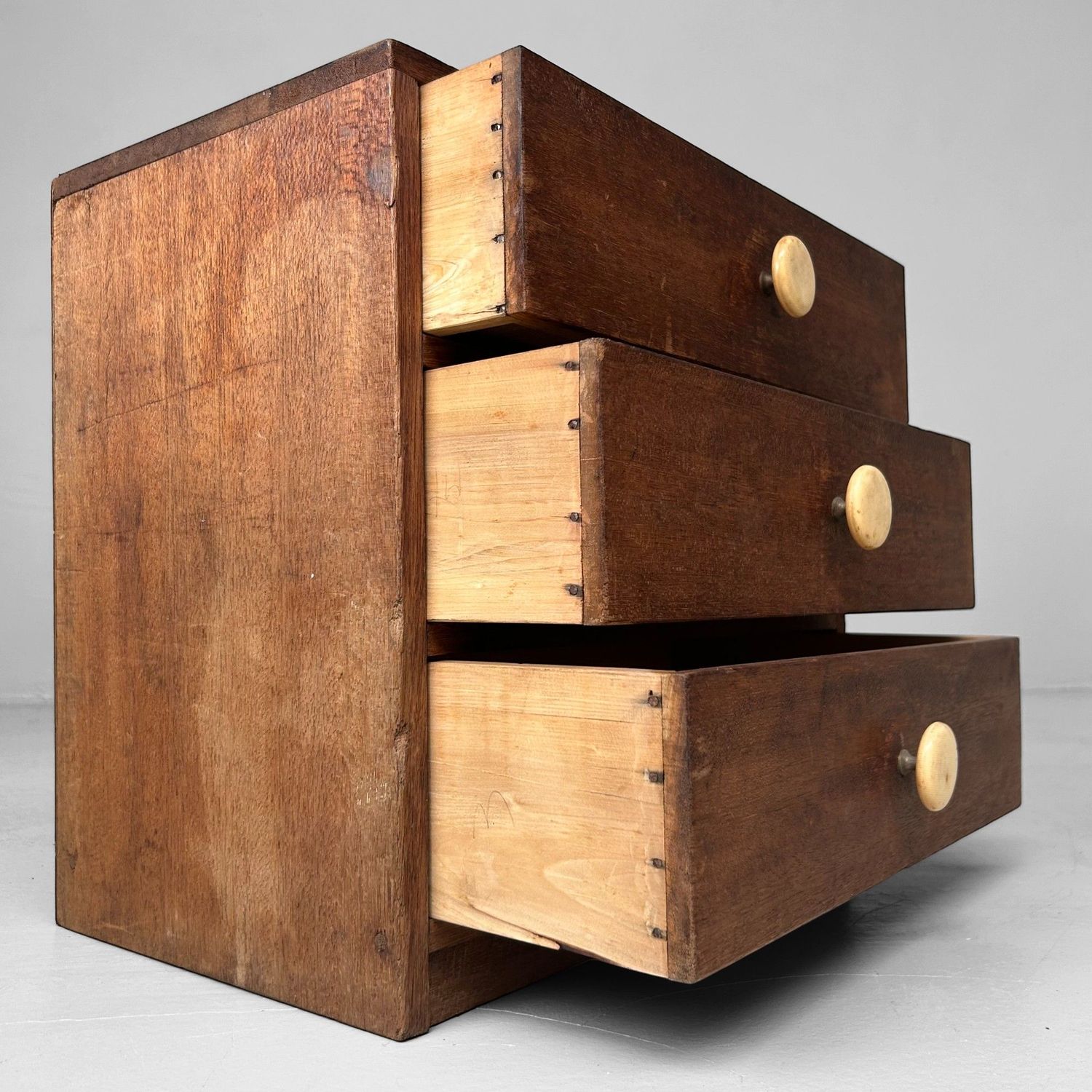 Kleine Haribako, Japans Ladekastje, Jaren '50.