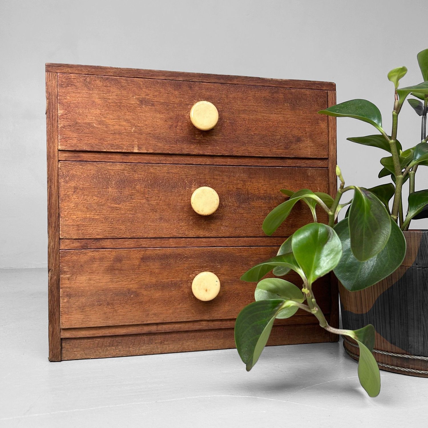 Kleine Haribako, Japans Ladekastje, Jaren '50.