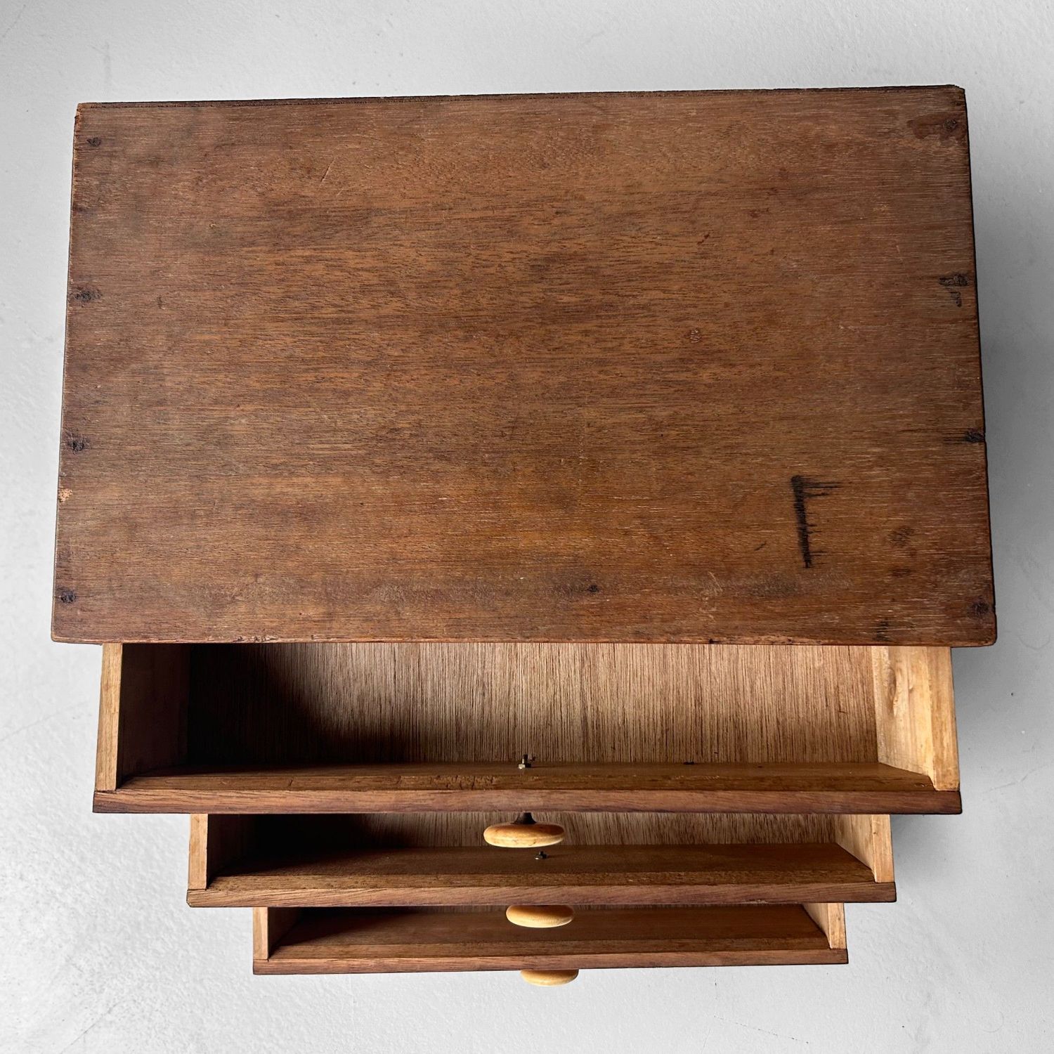 Kleine Haribako, Japans Ladekastje, Jaren '50.