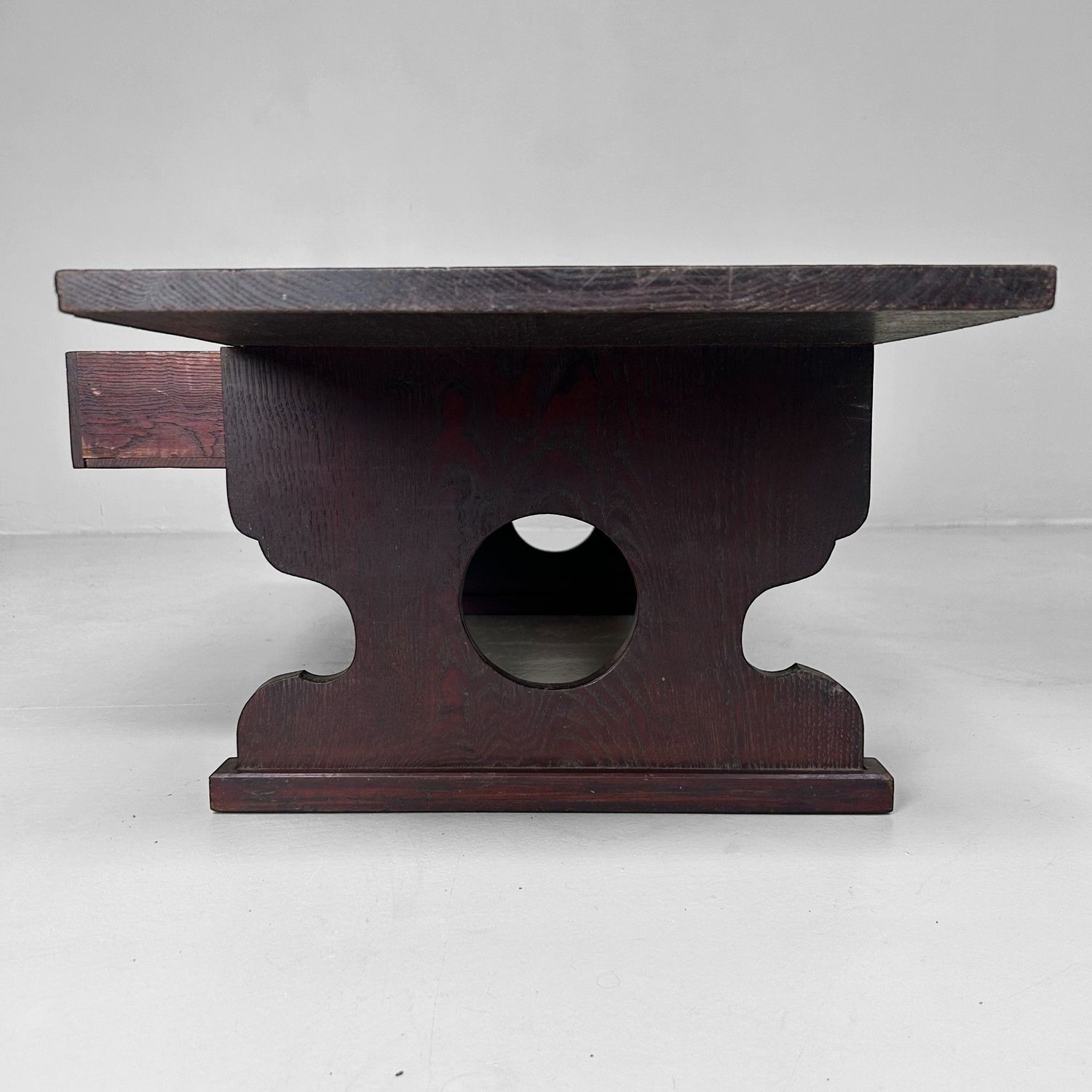 ​Minimalistische Japanse Shosai-Ki, Antieke Schrijftafel, Meiji-periode.