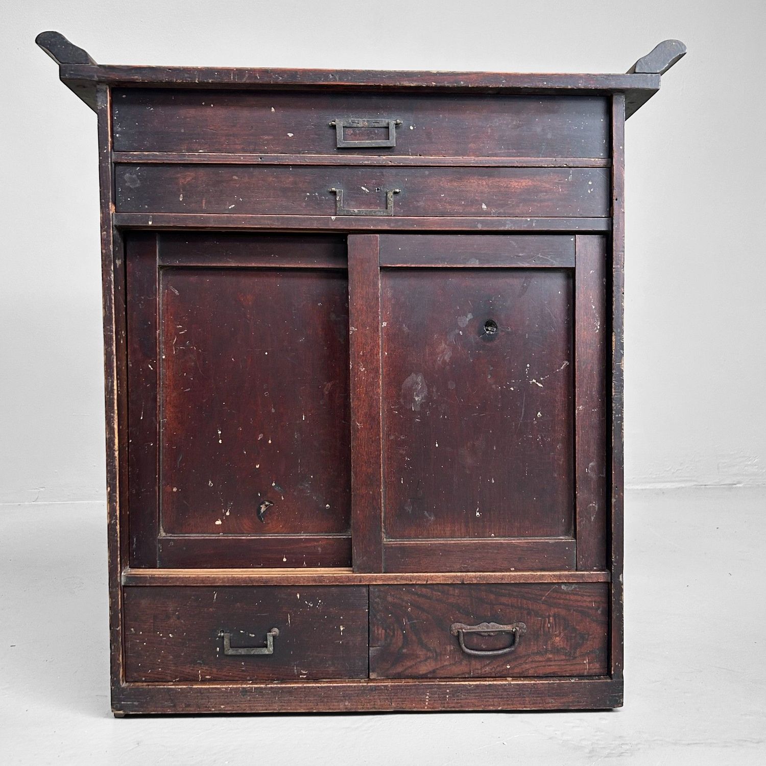 Small Japanese Tansu, Tea Ceremony Cabinet, Meiji Period.