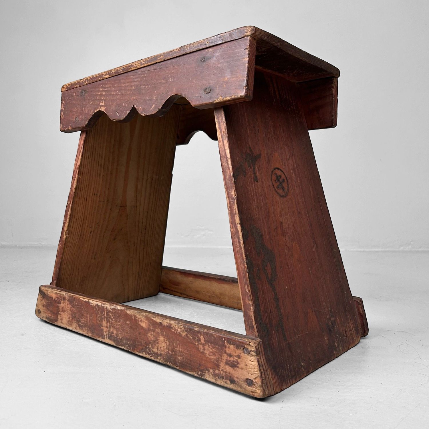Minimalist Fumidai, Wooden Step Stool, 1920s, Japan.