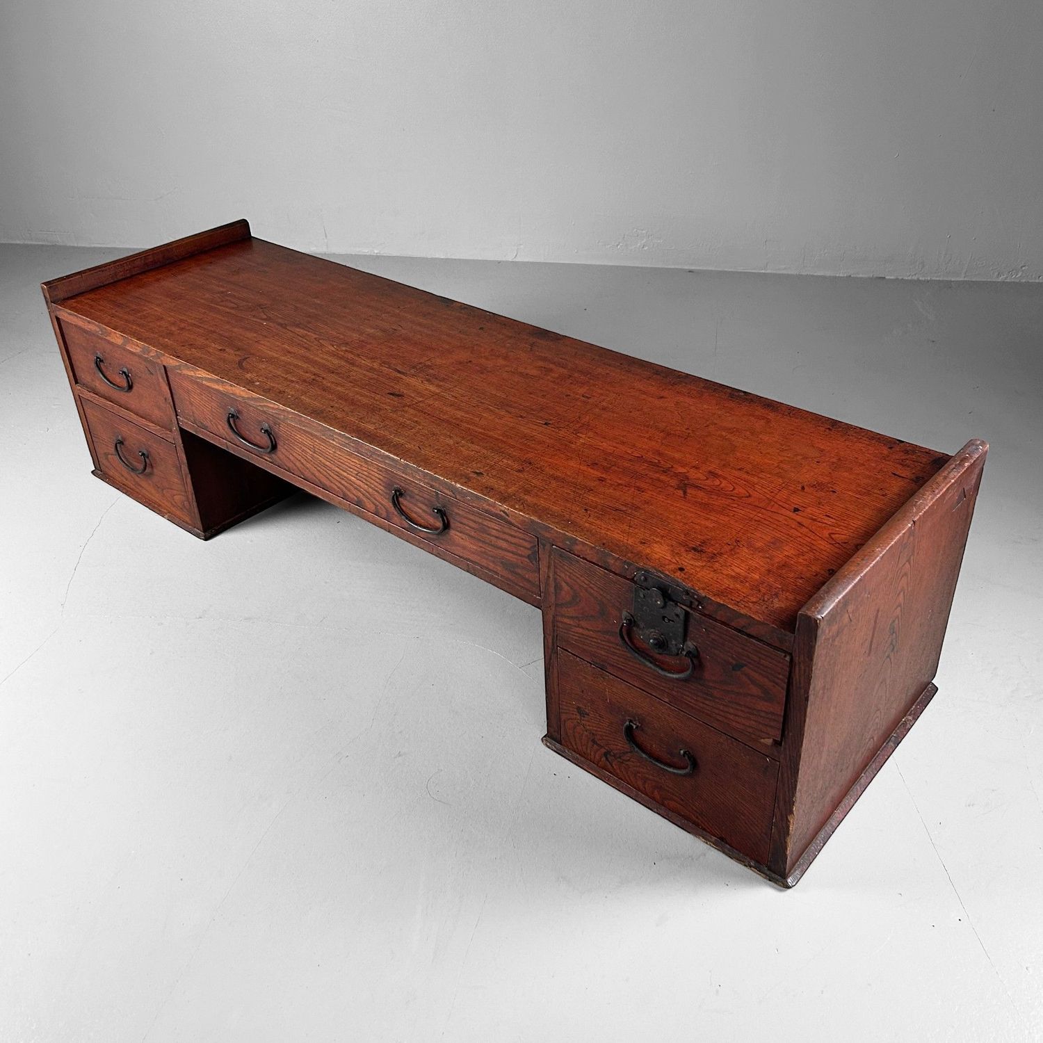 Minimalistische Japanse Schrijftafel, Shosai-Ki, Meiji-periode.