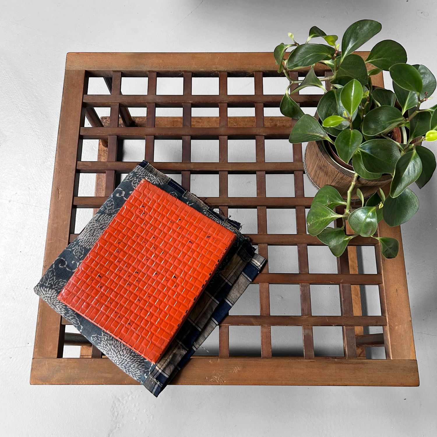 Traditionele Houten Kotatsu Tafel, vroege Shōwa Periode, Japan.