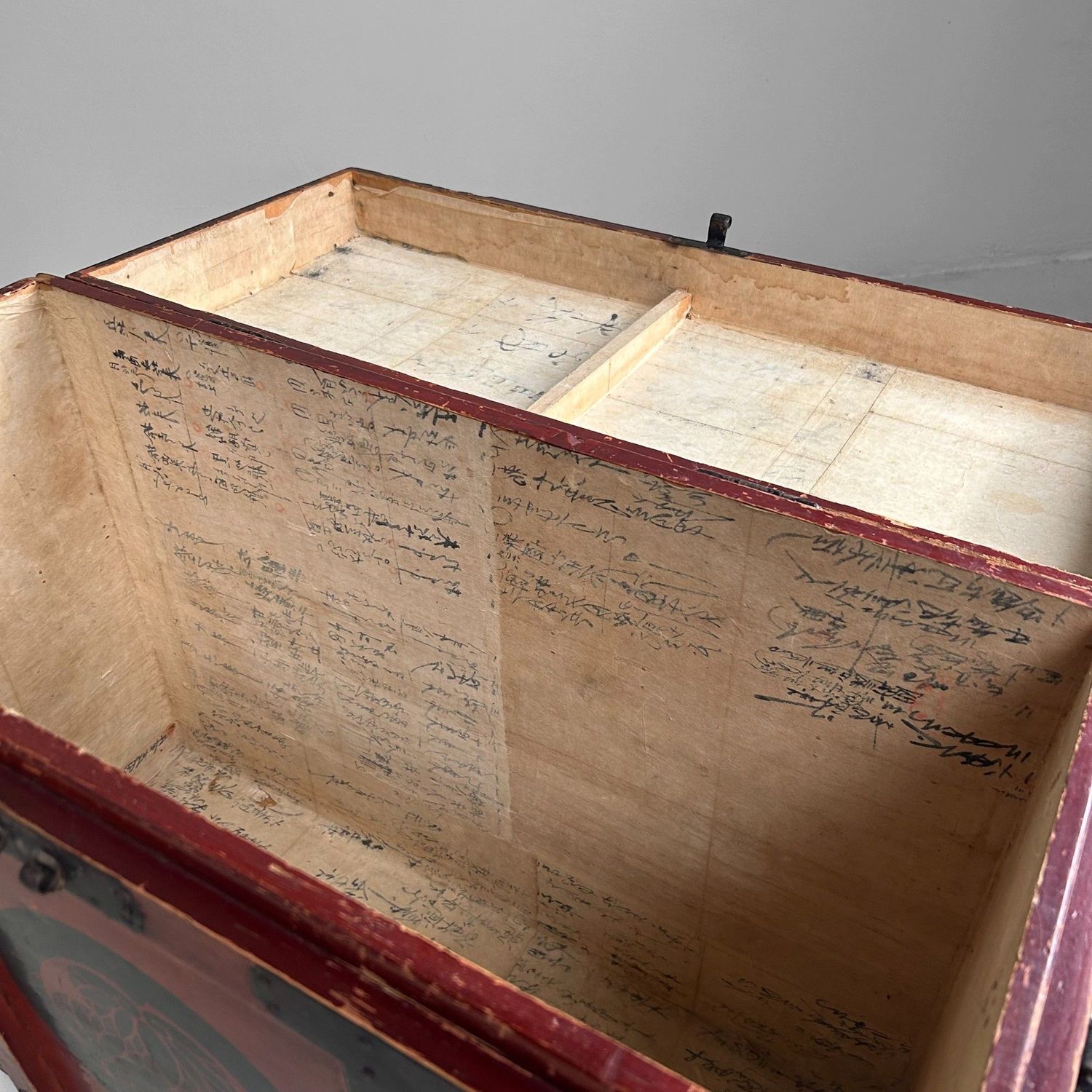 Antieke Japanse Munitiekist, Matsumoto, Vroege Meiji-periode. Antieke Japanse Munitiekist, Matsumoto, Vroege Meiji-periode.