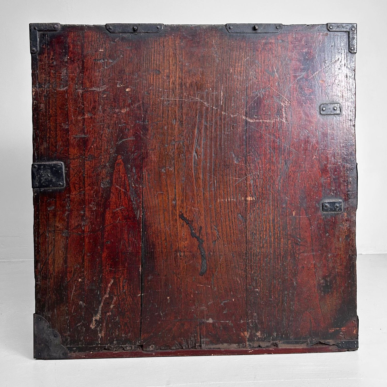 Exquisite Japanese Kodansu: Antique Storage Cabinet from the Edo Period.