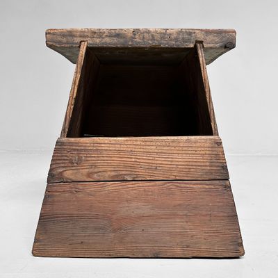 Minimalistische Fumidai, Houten Opstap, Taishō-periode, Japan.