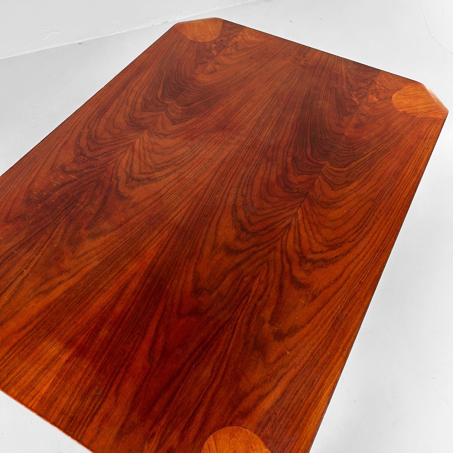 Japanse Lage Tafel door Saburo Inui voor Tendo Mokko, jaren '60.