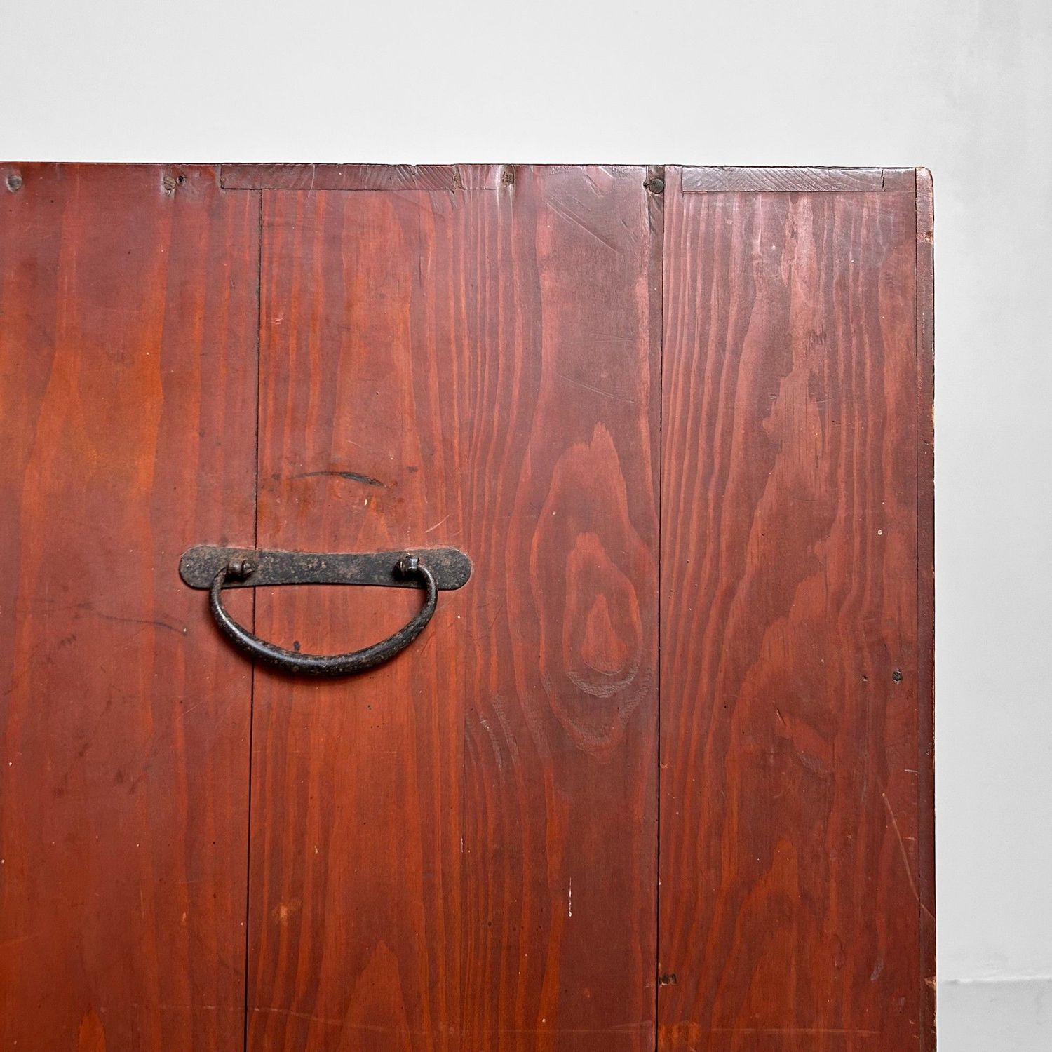 Antieke Japanse Tansu met Lades uit de Meiji-periode.