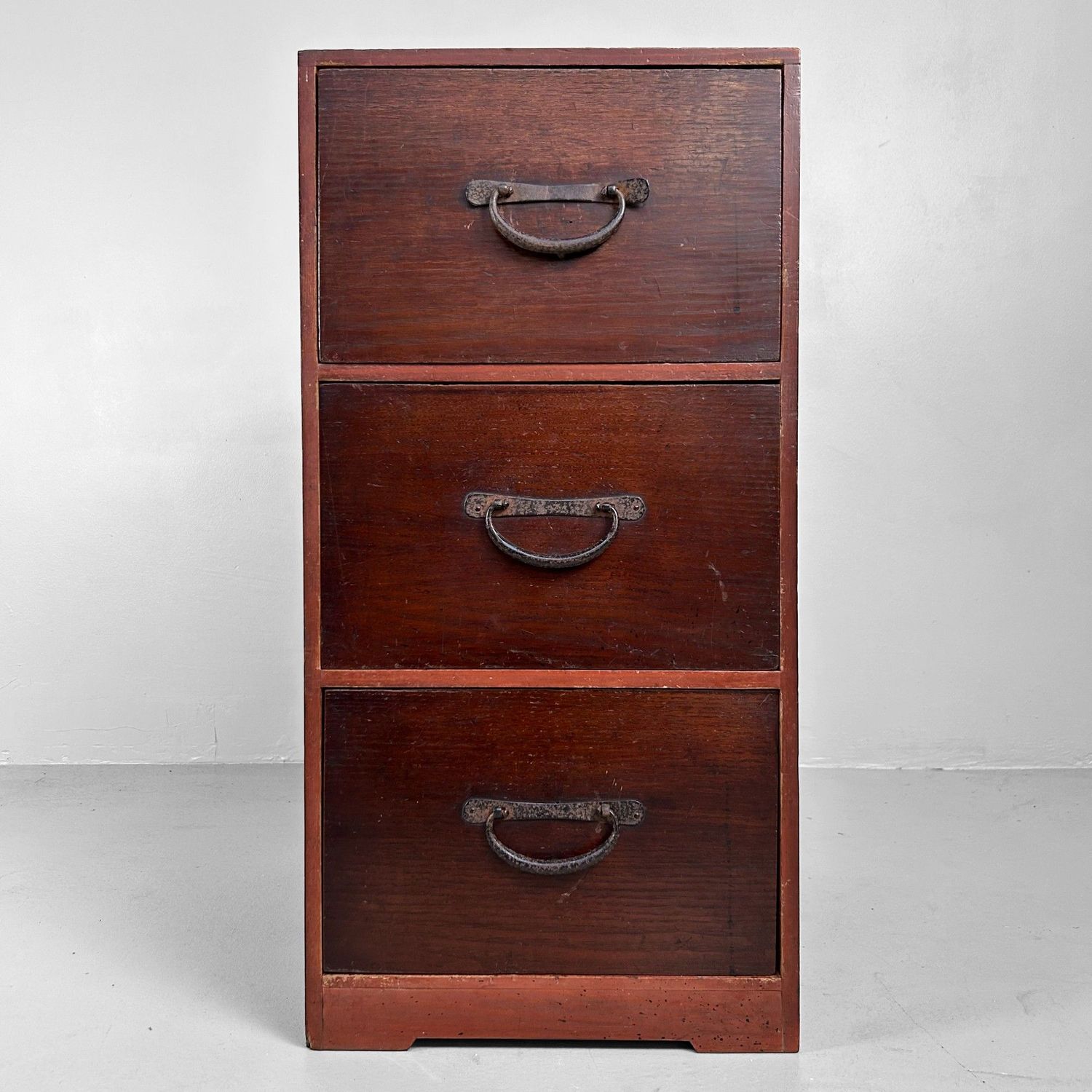 Antique Japanese Tansu with Drawers from the Meiji Period.