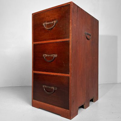 Antique Japanese Tansu with Drawers from the Meiji Period.