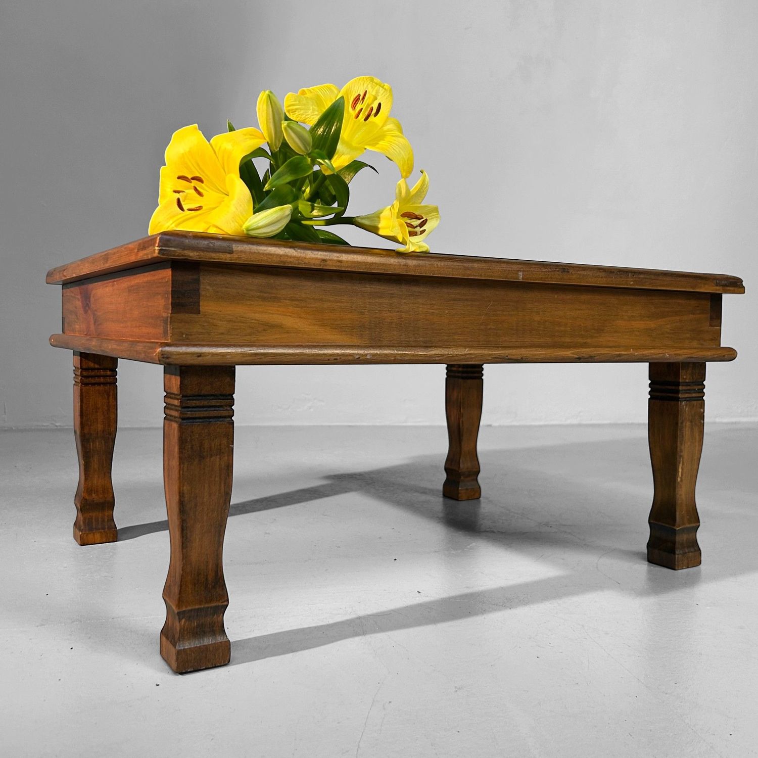 Japanse Vintage Bamboe Bijzettafel, jaren '70.