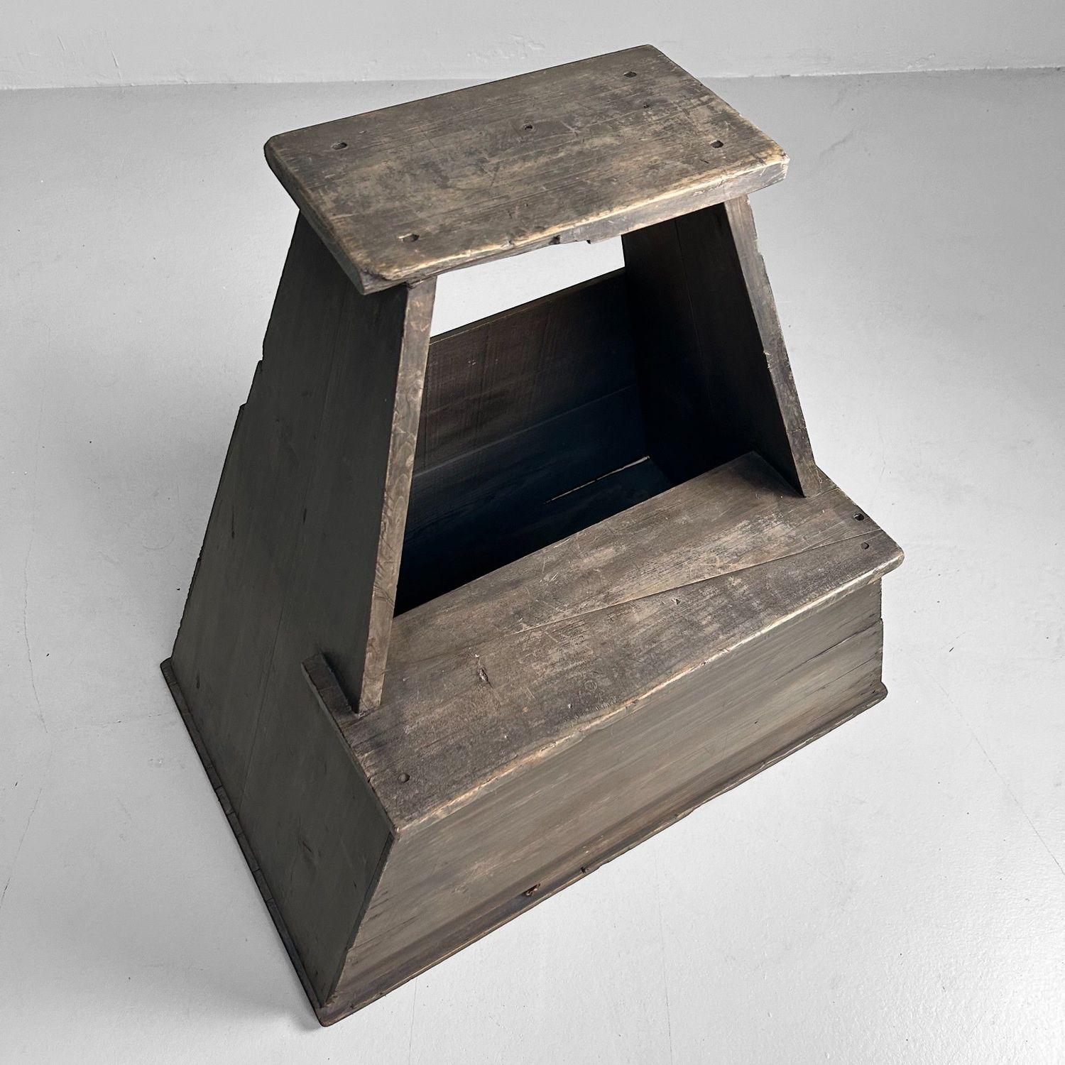 Minimalist Fumidai, Wooden Step Stool, Taishō Period, Japan.