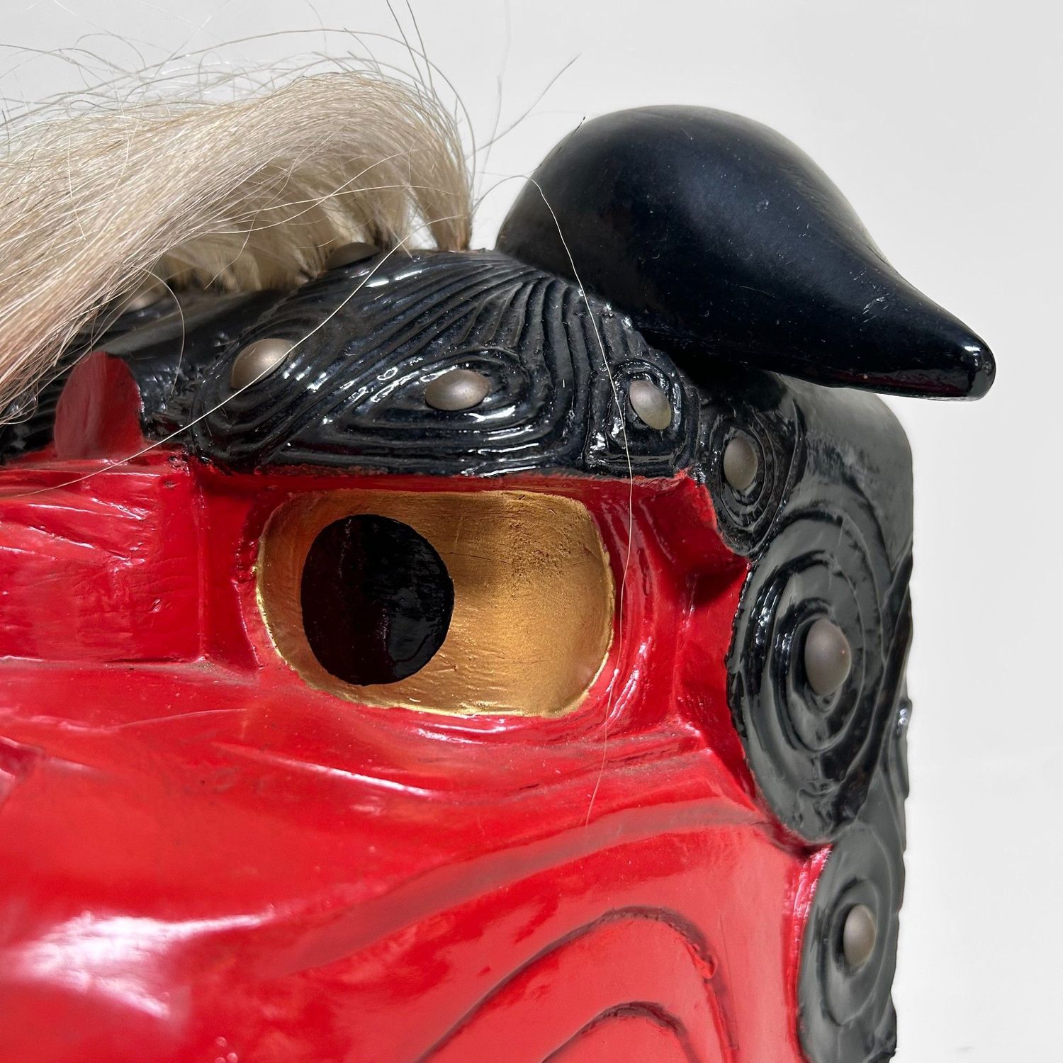 Traditioneel Shishi Leeuwenmasker – Gelakt Houtsnijwerk, jaren 50-60.