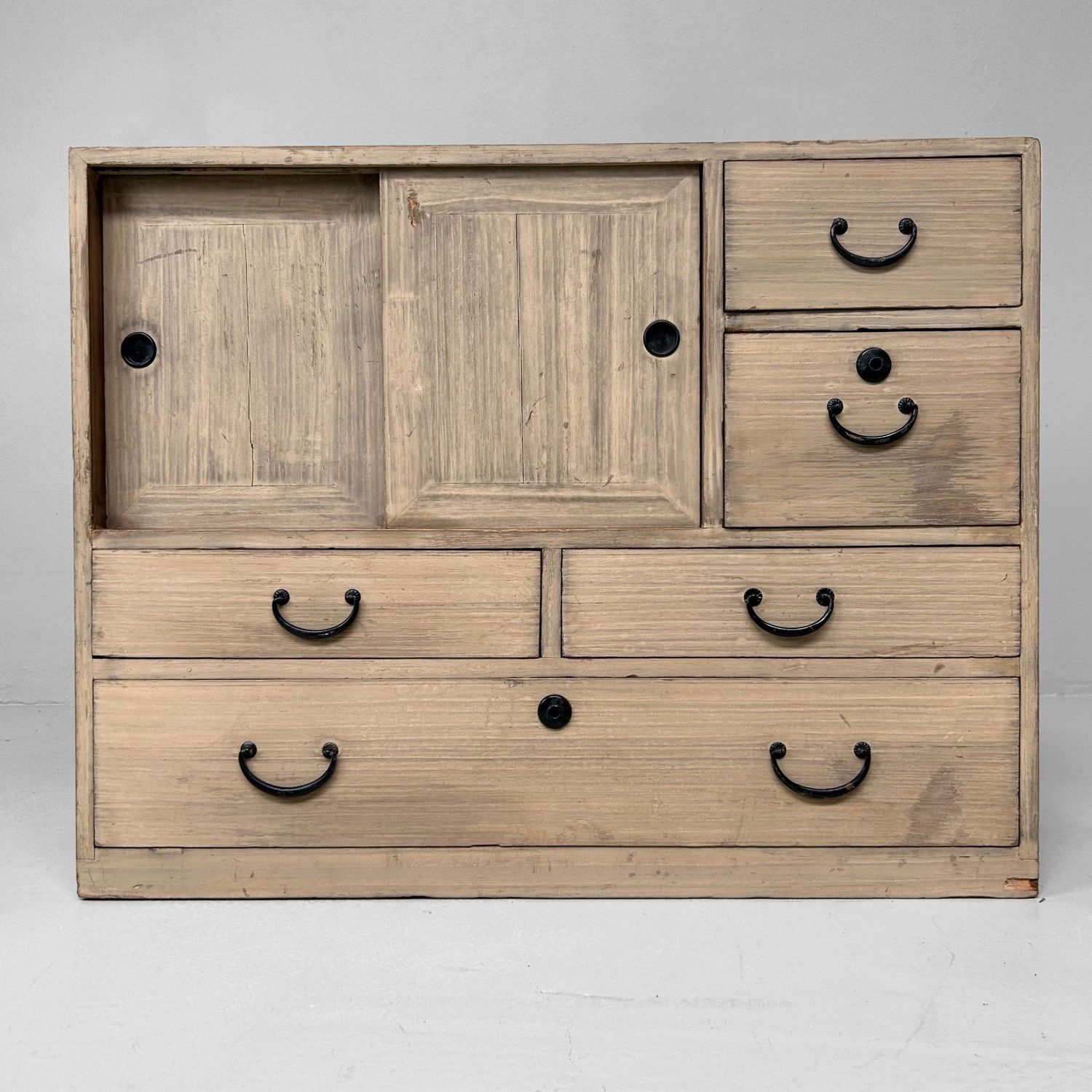 Elegante Japanse Tansu Kast, jaren '60.