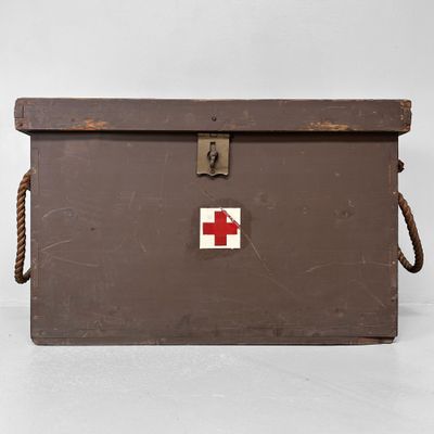 Authentic WWII Japanese Medical Supply Chest.