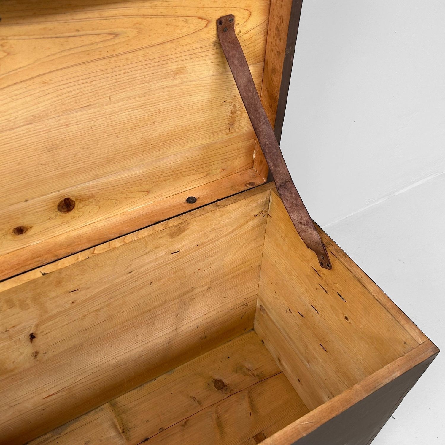 Authentic WWII Japanese Medical Supply Chest.