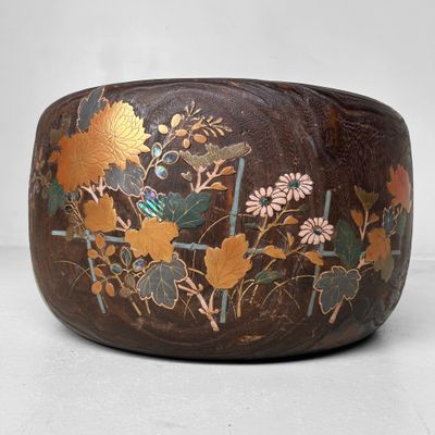 Antique Hibachi – Japanese Fire Bowl / Plant Stand, Taishō Period.
