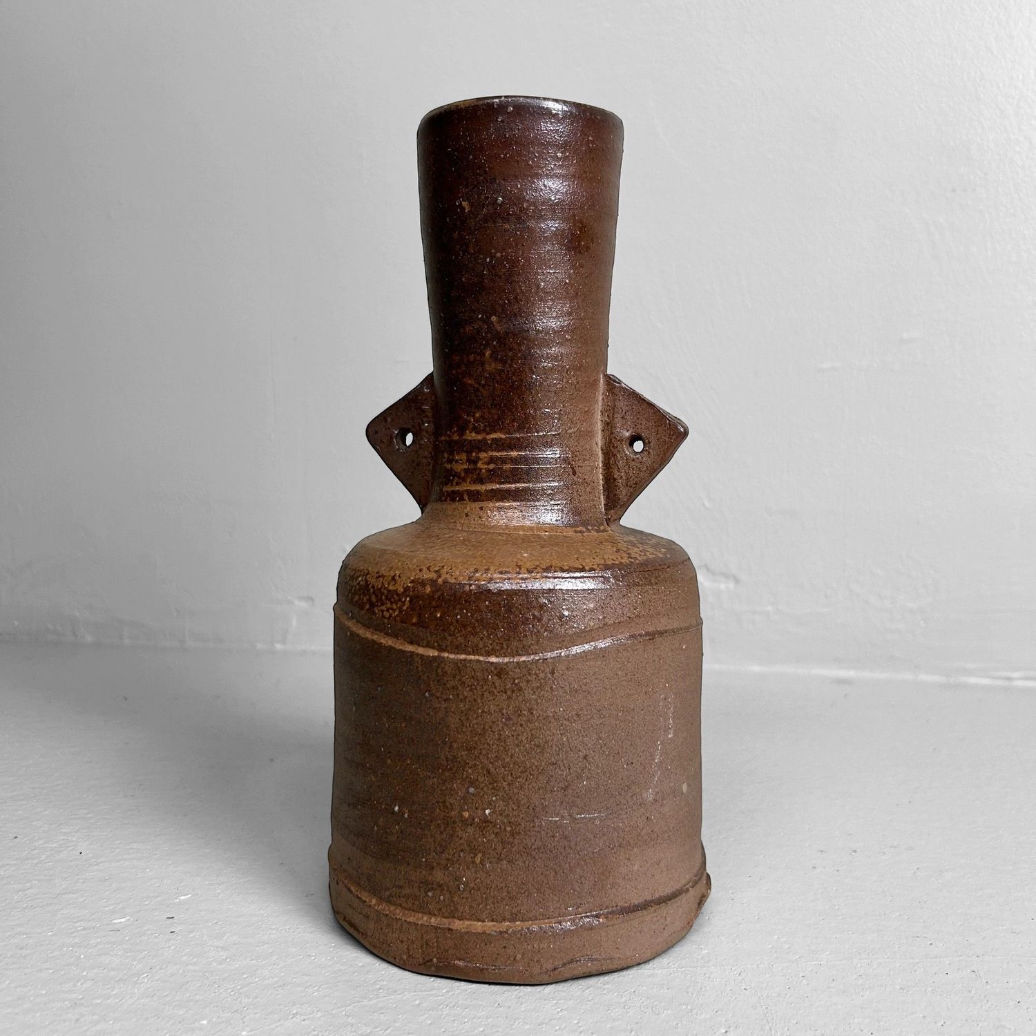Minimalist Bizen Yaki Ikebana Flower Vase, 1950s, Japan.