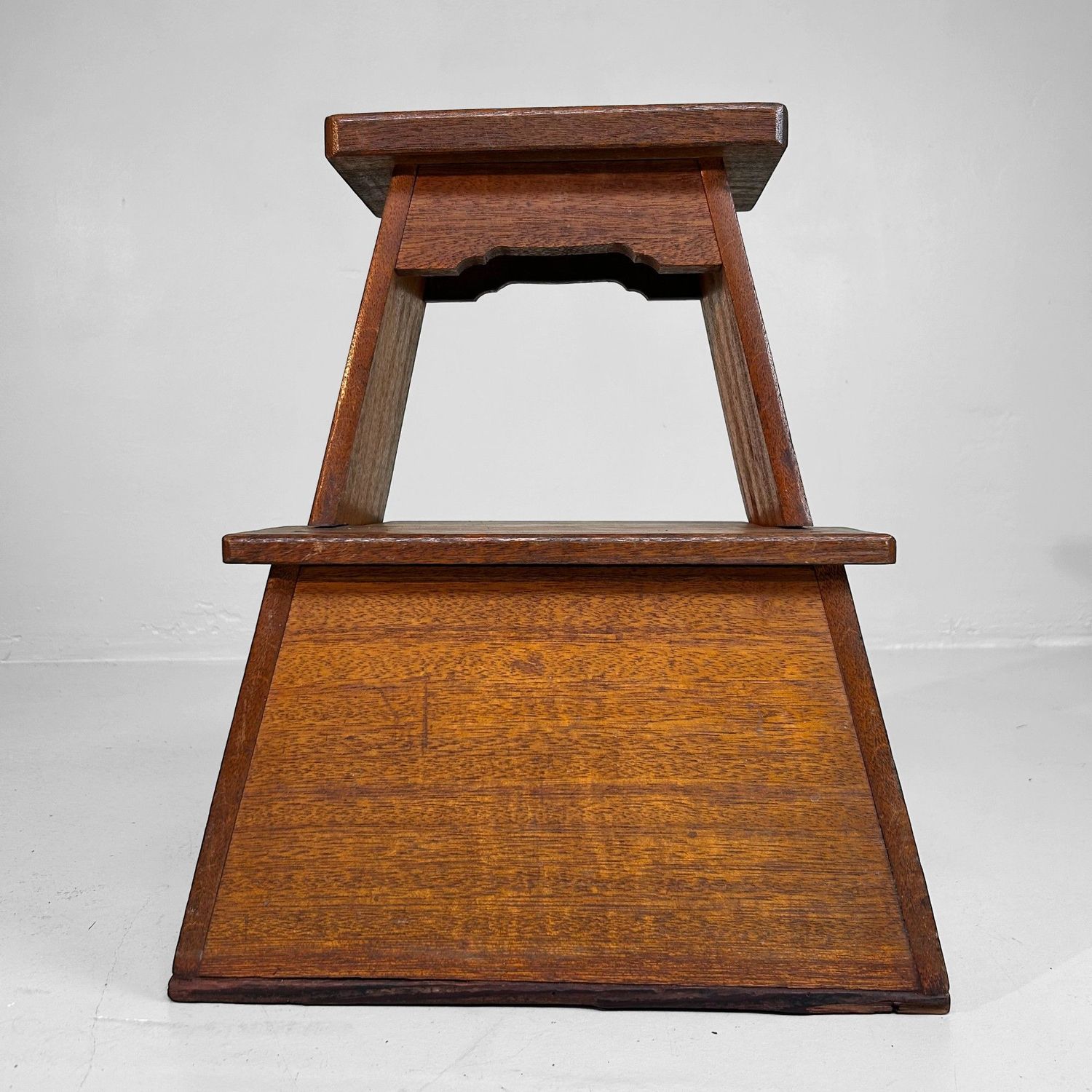 Vintage Japanese Fumidai, Shōwa Era Decorative Wooden Step Stool