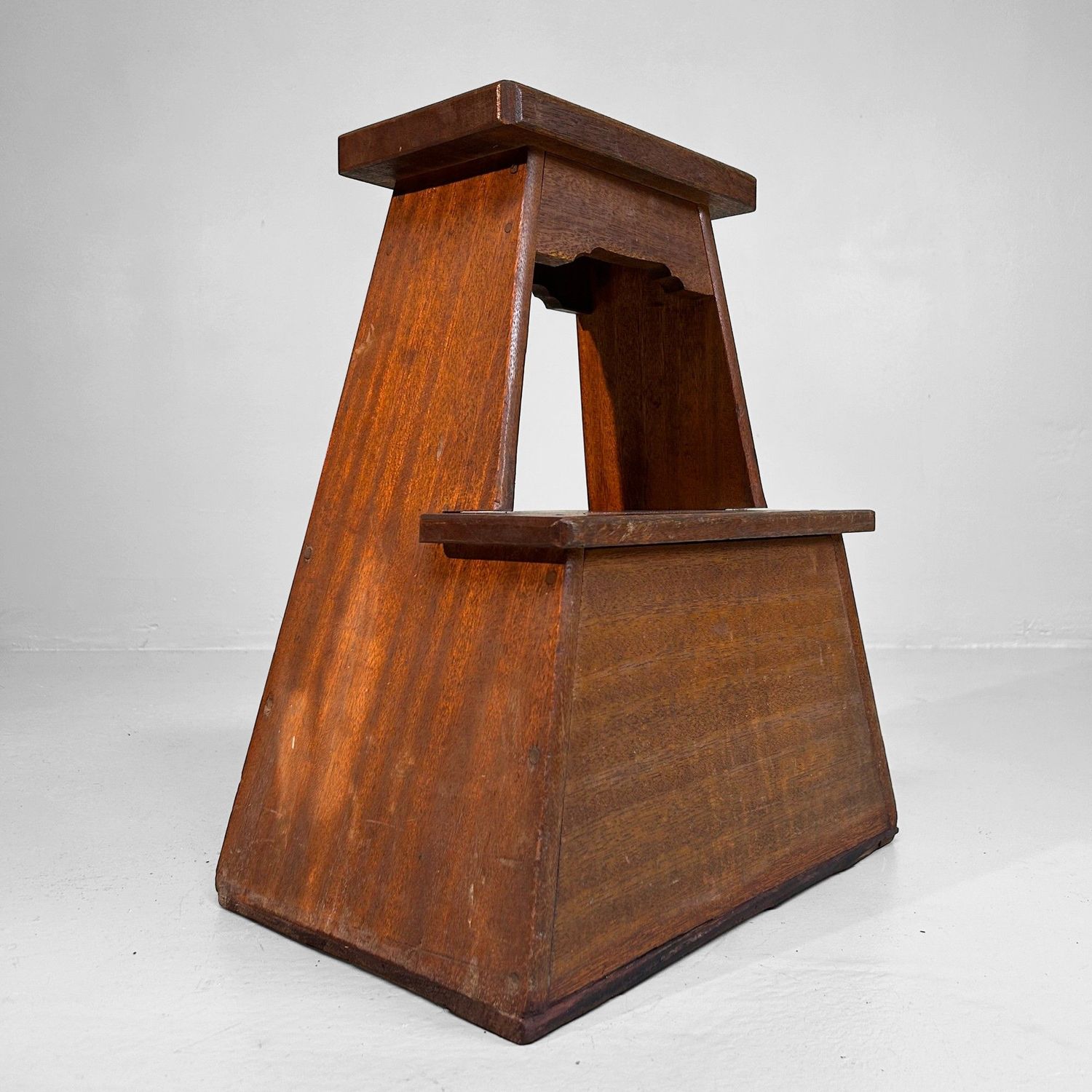 Vintage Japanese Fumidai, Shōwa Era Decorative Wooden Step Stool