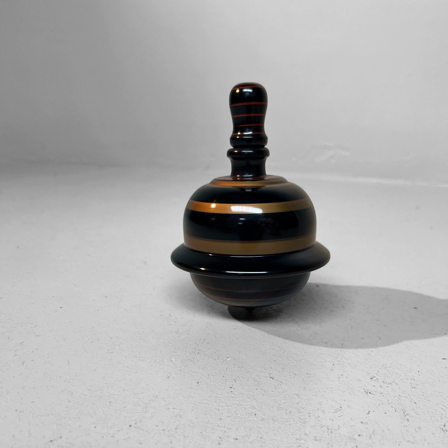​Japanse Houten Narikoma Tol – "Singing Spinning Top", jaren '70.