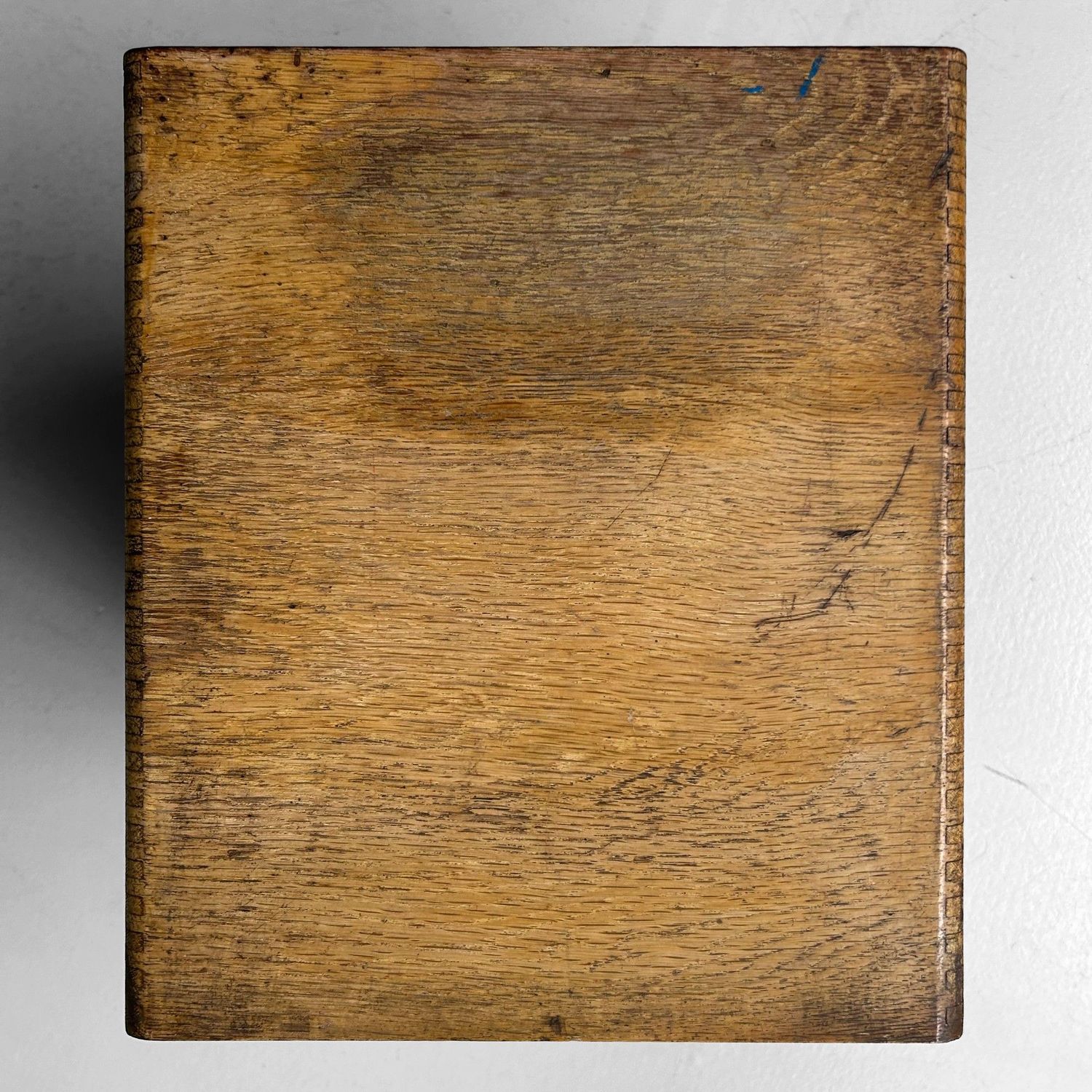 Vintage 1930s Japanese Cabinet – Aitoku Tansu-ten, Tokyo.