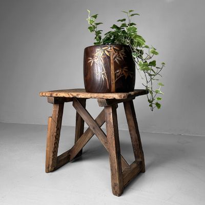 Minimalist Wooden Stool, 1920s, Japanese Mingei Style.