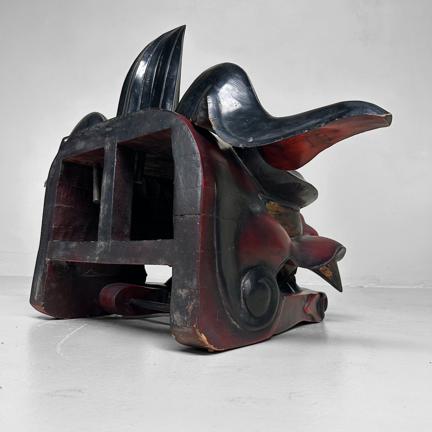 Antiek Houten Japans Shishi-masker, Meiji-periode, ca. 1890.