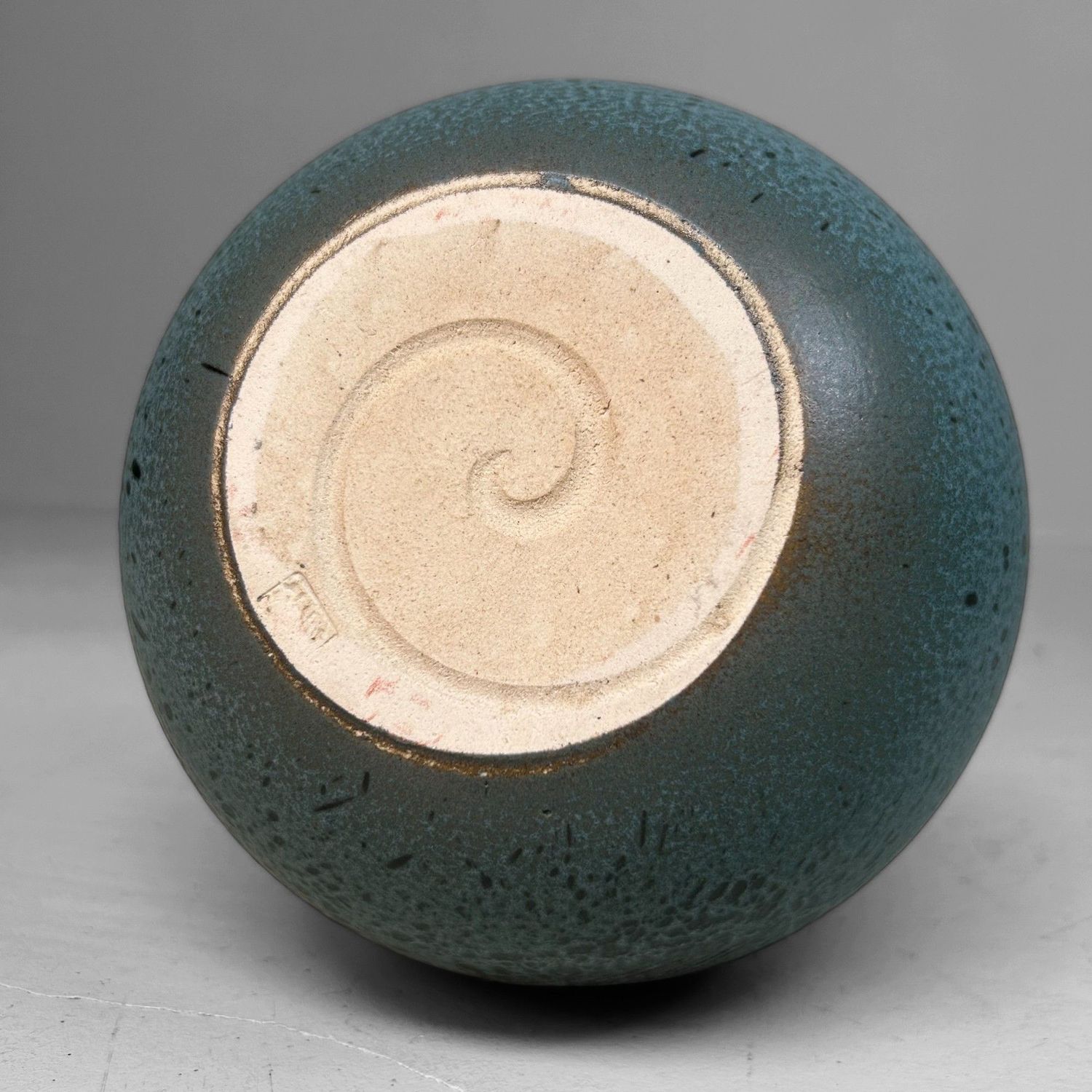 Ikebana Vaas – Miyake Shigemi, Shigaraki Ware, Japan jaren ’80