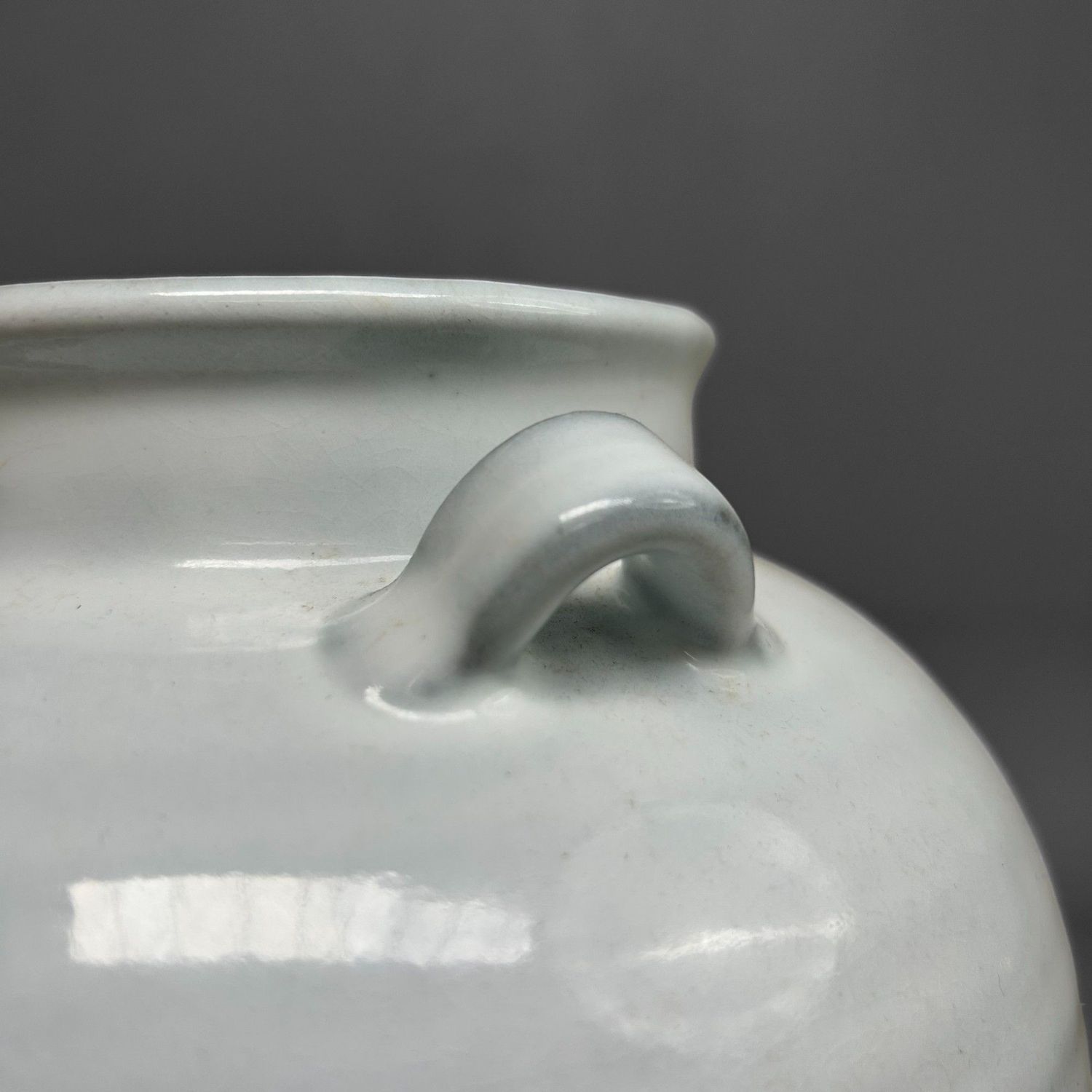 Minimalist Hagi-yaki Ikebana Vase, Tsubaki Kiln, 1970s.