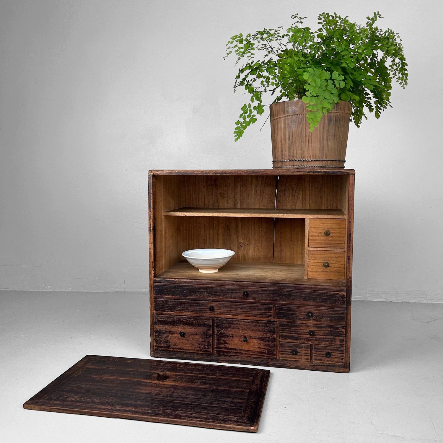 Unique Japanese Tansu Chest of Drawers – Meiji Period.