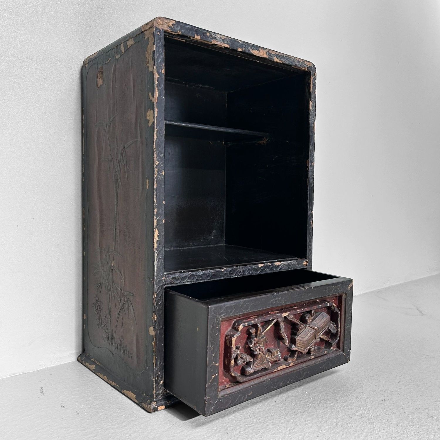 Antiek Japans Displaykastje met Lade - Edo-periode