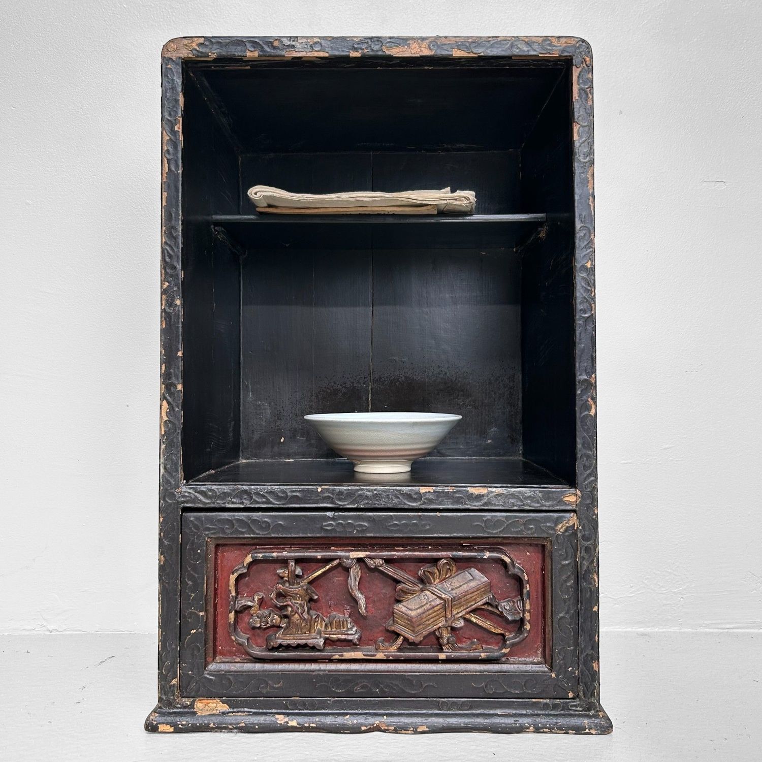 Antiek Japans Displaykastje met Lade - Edo-periode