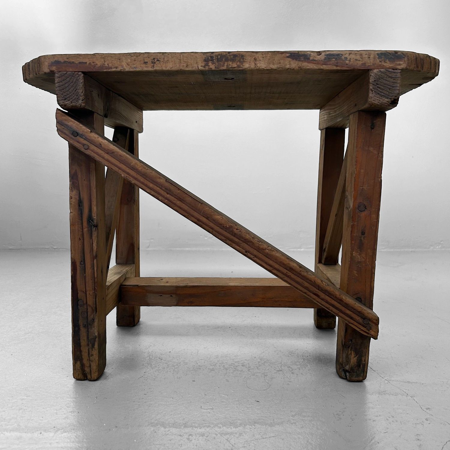 Minimalist Wooden Stool, 1920s, Japanese Mingei Style.