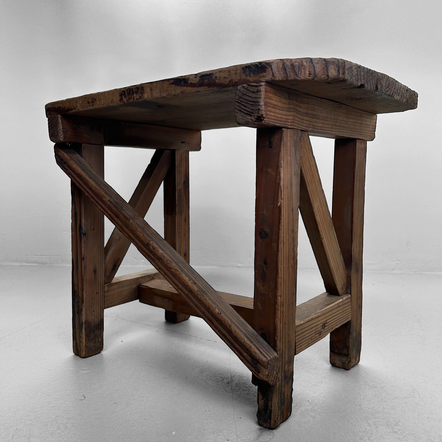 Minimalist Wooden Stool, 1920s, Japanese Mingei Style.