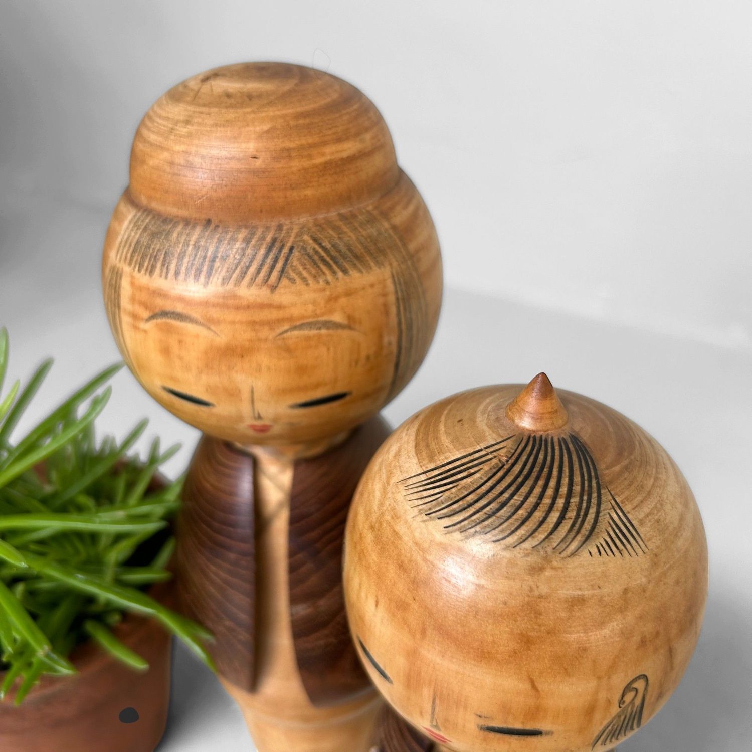 ​Vintage Sosaku Kokeshi Couple – Miyashita Hajime (ca. 1970s)