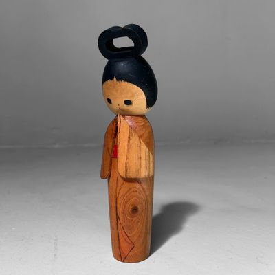 Elegant Kokeshi by Ryoichi Funayama – circa 1960