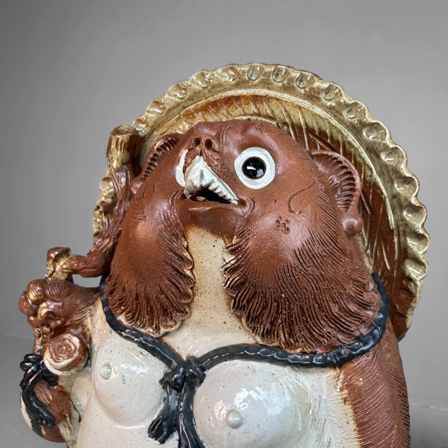 Grote Japanse Tanuki van Shigaraki-keramiek – ca. 1960