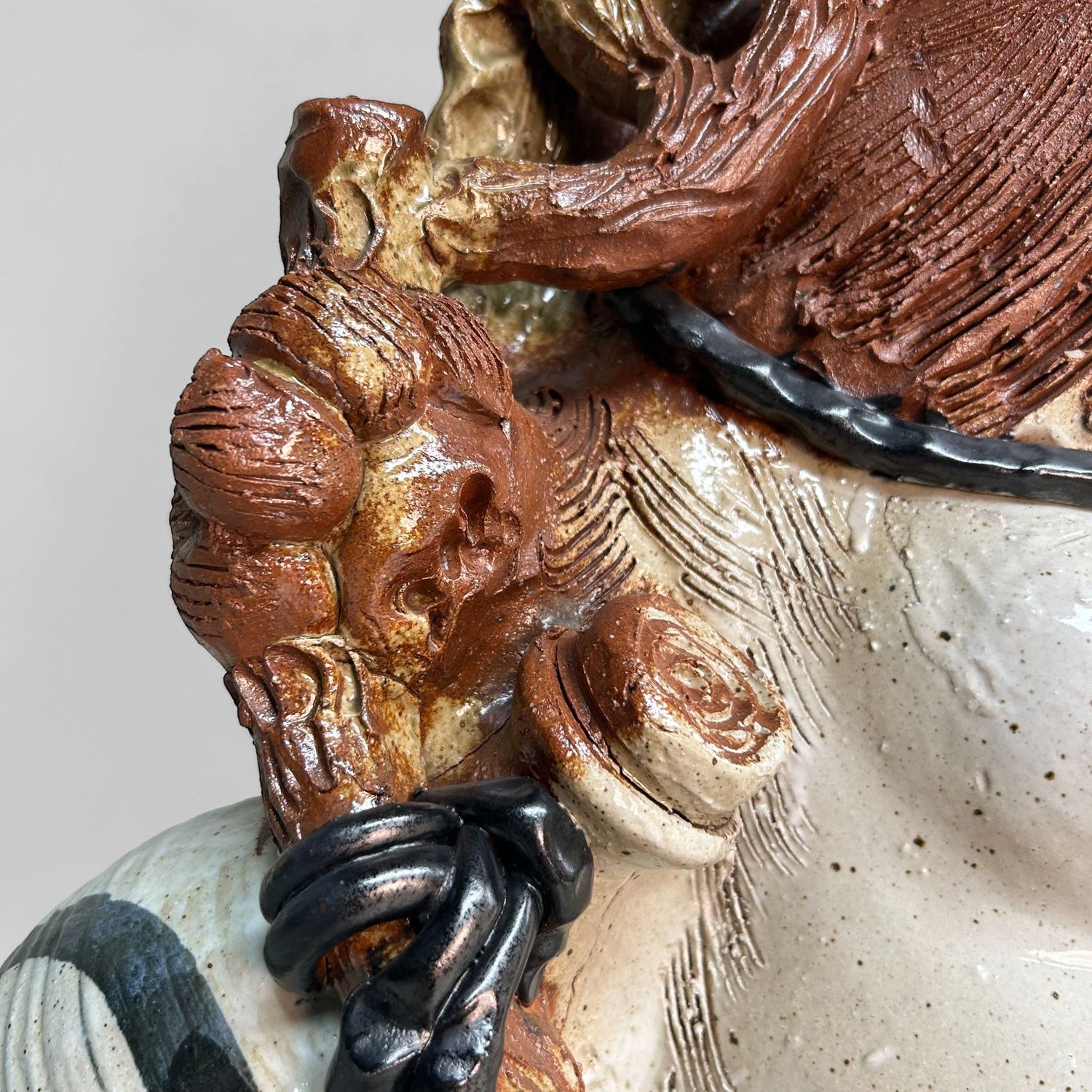 Grote Japanse Tanuki van Shigaraki-keramiek – ca. 1960