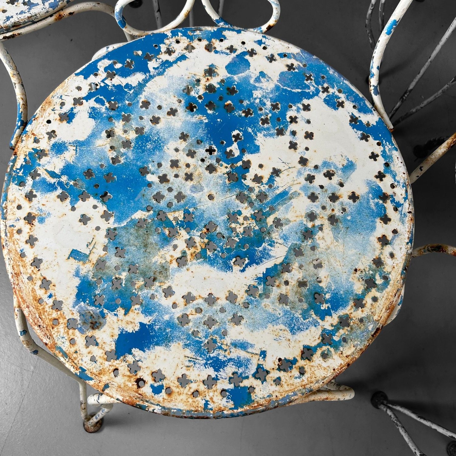 French Vintage Garden Set – 1950s/60s – 8 Chairs + Table + Side Table